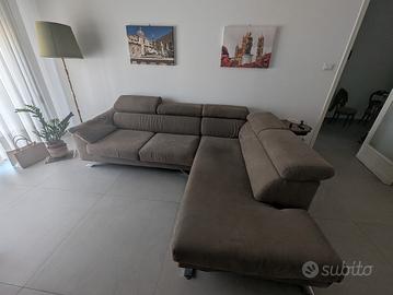 Divano 4 posti angolare 