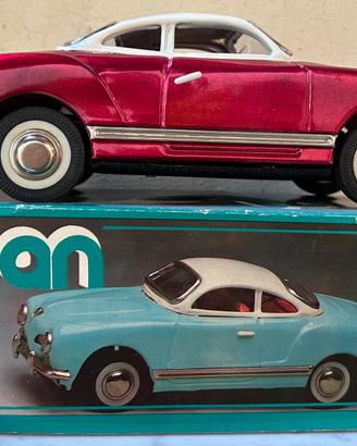 Auto in latta a frizione con scatola originale