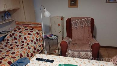 mobili cucina e camera da letto