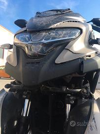 Yamaha Tricity 300 incidentato - a pezzi