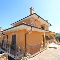 3 LOCALI A PETACCIATO