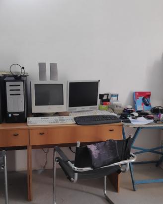 Lotto n. 2 Stock articoli informatica PC