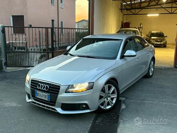 Audi A4 2.0 TDI 10/2008 BERLINA