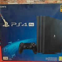 PS4 Pro con 19 giochi