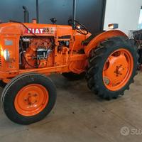 Trattore fiat 25
