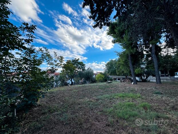 Terreno edificabile in zona centrale e tranquilla