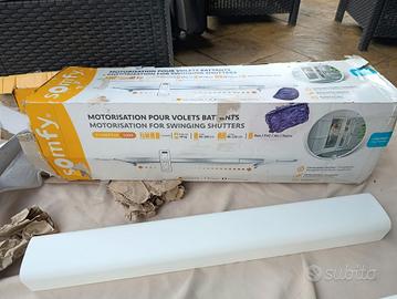 Motorizzazione per cancelli battenti Somfy