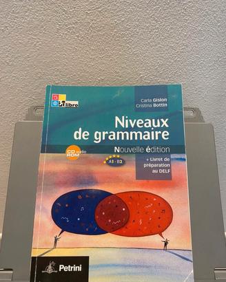 libro niveaux de grammaire