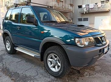 Nissan terrano 2 2.7