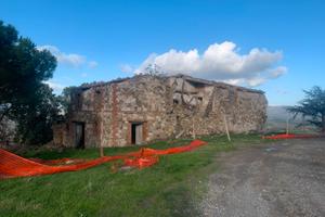 Rudere in val d'Orcia