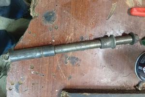 Perno ruota anteriore Husqvarna WRK 250 1988-89