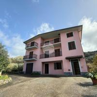 3 LOCALI A SANTA MARIA DEL CEDRO