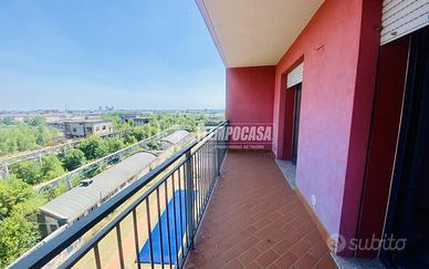 Quadrilocale con terrazzo, vista e posto auto