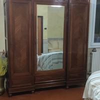 mobili d'antiquariato 