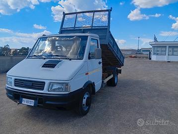 Iveco Daily 49 10 patente c  ribaltabile  