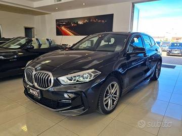 BMW - Serie 1 - 116d 5p. Msport total Black 2021