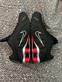 Nike Shox R4