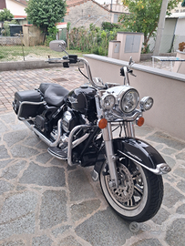 Road King Classic 103 abs