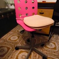 Sedia Ikea rosa per scrivania