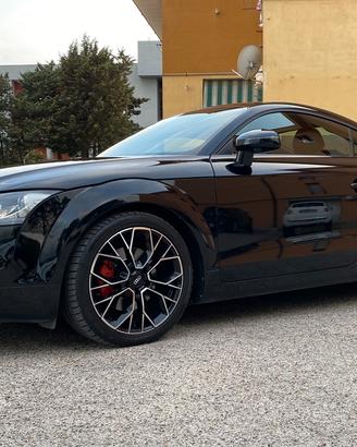 Audi TT Coupé MK2