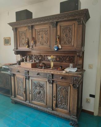 arredamento soggiorno in stile rinascimentale