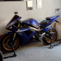 Yamaha R1 2003