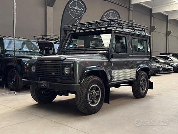 LAND ROVER Defender 90 2.5 Td5 S.W. Tomb Raider