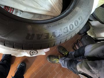 Gomme Estive Goodyear 205/60R16 96H