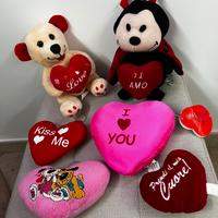 Lotto di 6 peluche con cuore