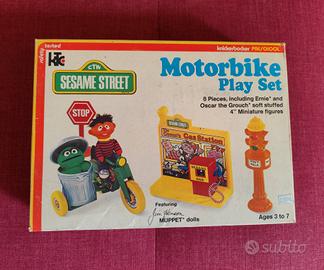 Motorbike play set sesame street Muppets 