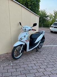 Honda Vision 110 2012