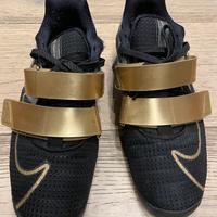 Nike Romaleos 4 oro e nero taglia 38,5