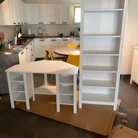 Scrivania e libreria Ikea