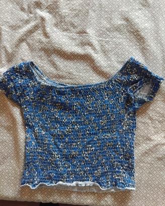 top corto blu con fiorellini bianchi S