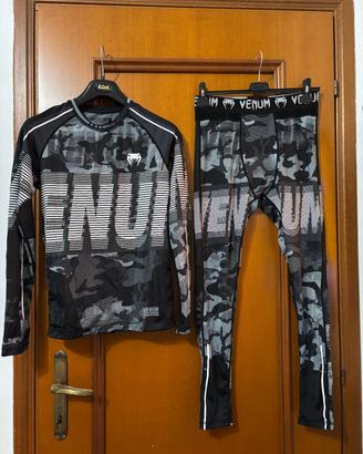Rashguard Venum completo 