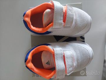 scarpe strappo adidas  22