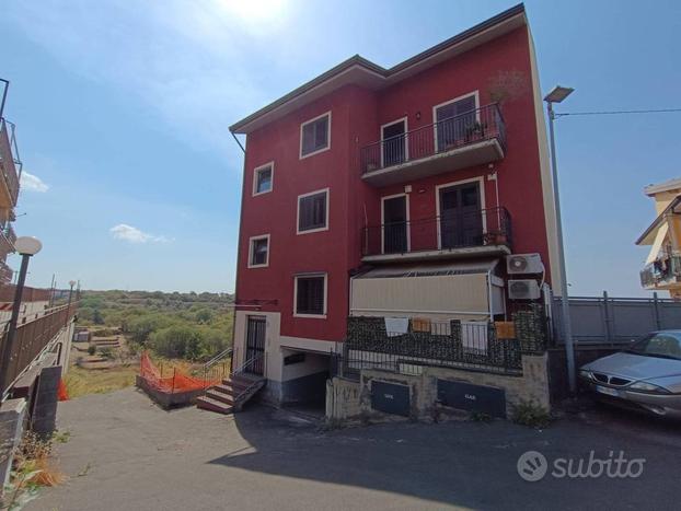 Appartamento 3,5 vani con Garage Belpasso zona Cen