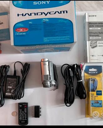 Sony Handycam DCR-HC20E MiniDV + cassette