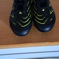 scarpe calcio nuove.mai usate.senza scatola