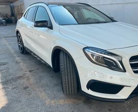 Mercedes gla 220. 4 matic. anno 2016