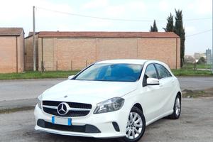 MERCEDES Classe A 180 d con DISTRIBUZIONE NUOVA