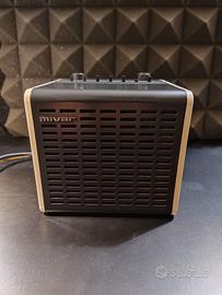 Mivar radio cubo VAR R571