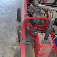 Trattorino tagliaerba MTD per pezzi di ricambio 