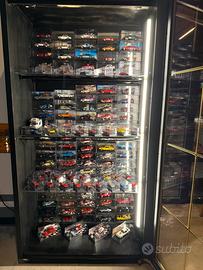 Vetrinetta con 150 Modellini NUOVI