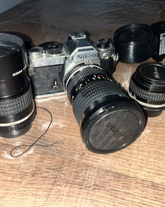 Nikon fm compreso di obiettivi