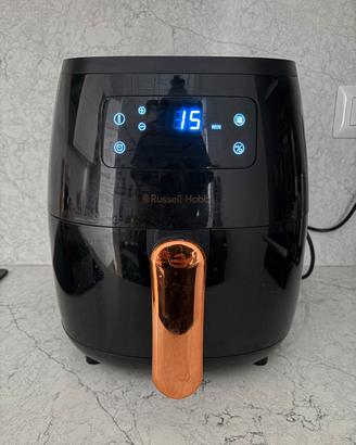 Friggitrice ad aria Russell Hobbs