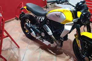 DUCATI SCRAMBLER 800 ICON 