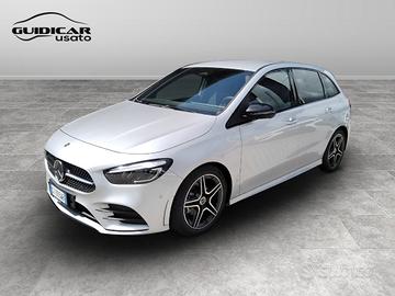 Mercedes Classe B - W247 2023 - B 180 d AMG Line P