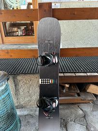 Snowboard optisym nitro 156 con attacchi nitro