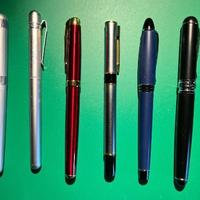 SET DI 8 PENNE STILOGRAFICHE